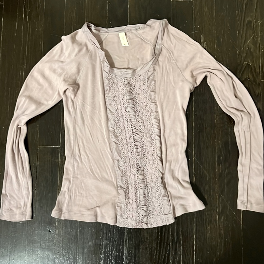 Gorgeous Anthro 100% cotton n silk Crochet Tee